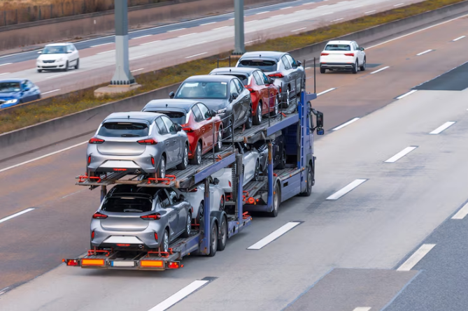 Long-Distance Moves: Why EZ Auto Movers is Your Top Choice for Car Shipping